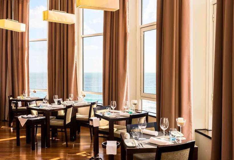 호텔 Tryp by Wyndham Lisboa Caparica Mar