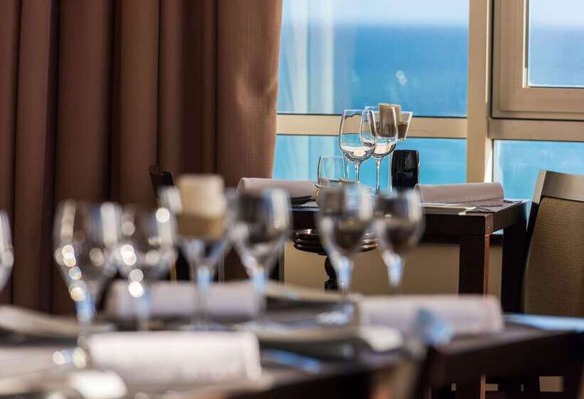 호텔 Tryp by Wyndham Lisboa Caparica Mar