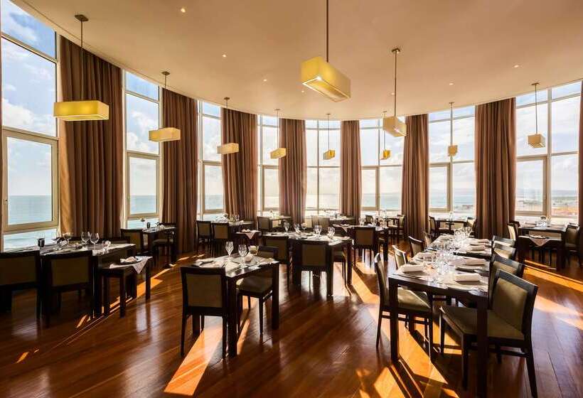 호텔 Tryp by Wyndham Lisboa Caparica Mar