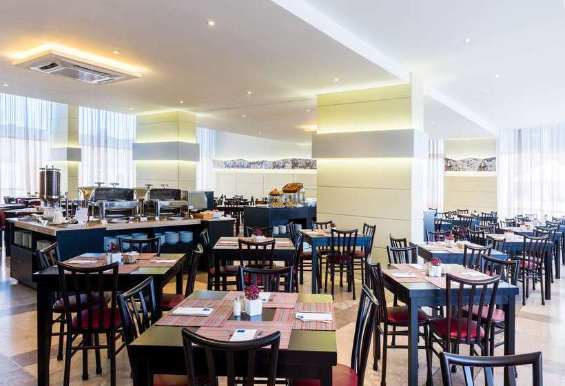 호텔 Tryp by Wyndham Lisboa Caparica Mar