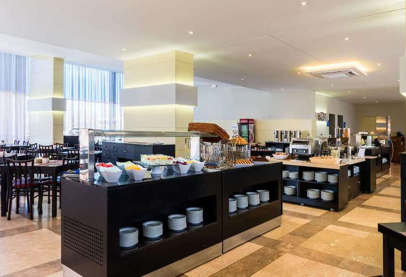 호텔 Tryp by Wyndham Lisboa Caparica Mar