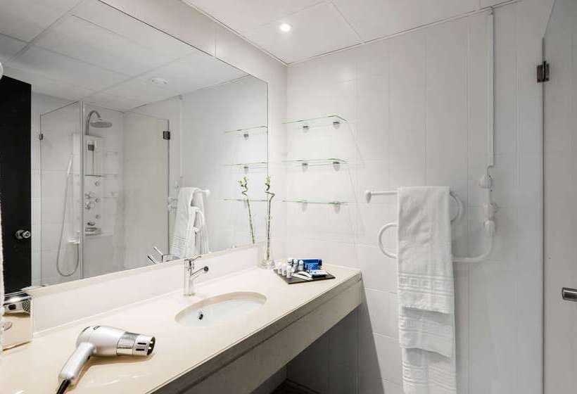 호텔 Tryp by Wyndham Lisboa Caparica Mar