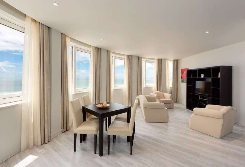 호텔 Tryp by Wyndham Lisboa Caparica Mar