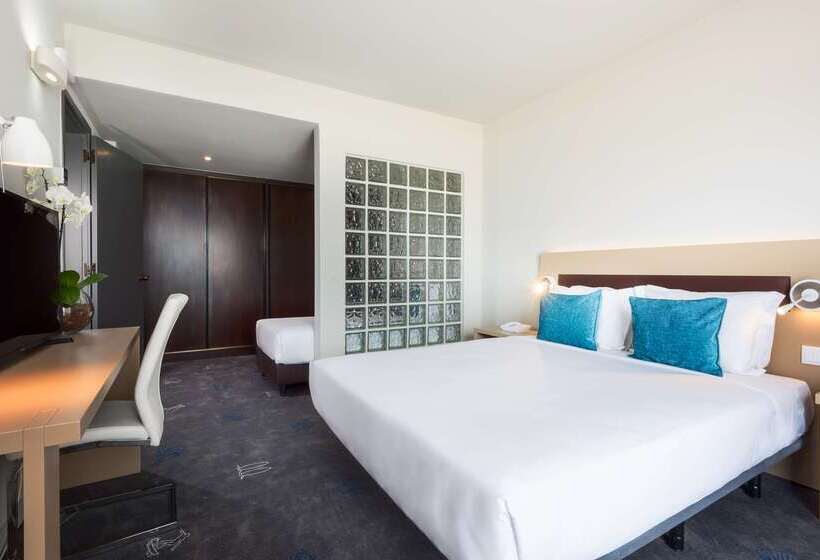 호텔 Tryp by Wyndham Lisboa Caparica Mar