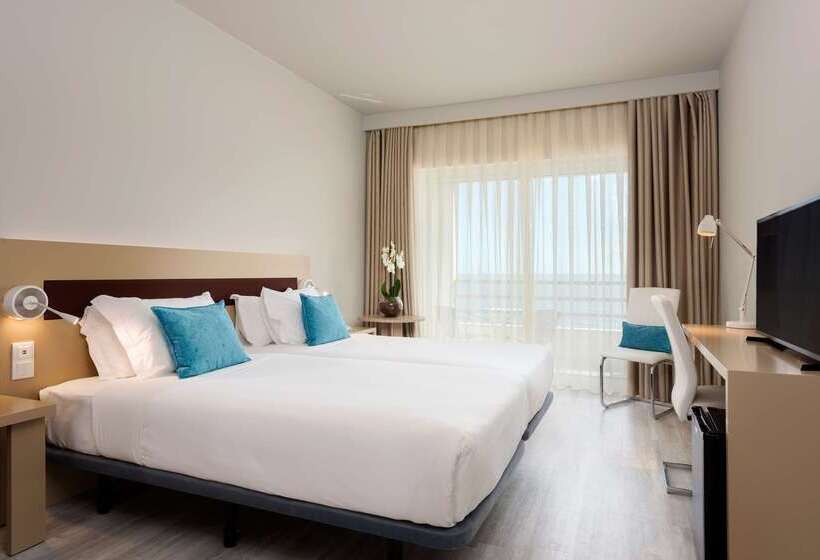 호텔 Tryp by Wyndham Lisboa Caparica Mar