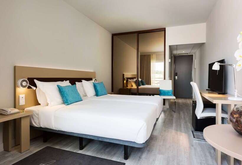 호텔 Tryp by Wyndham Lisboa Caparica Mar