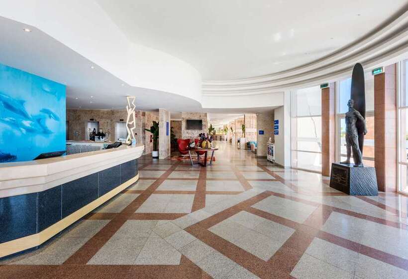 호텔 Tryp by Wyndham Lisboa Caparica Mar