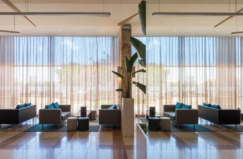 호텔 Tryp by Wyndham Lisboa Caparica Mar