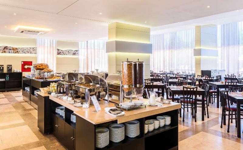 호텔 Tryp by Wyndham Lisboa Caparica Mar