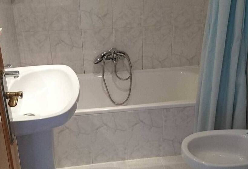 בית מלון כפרי Valmar