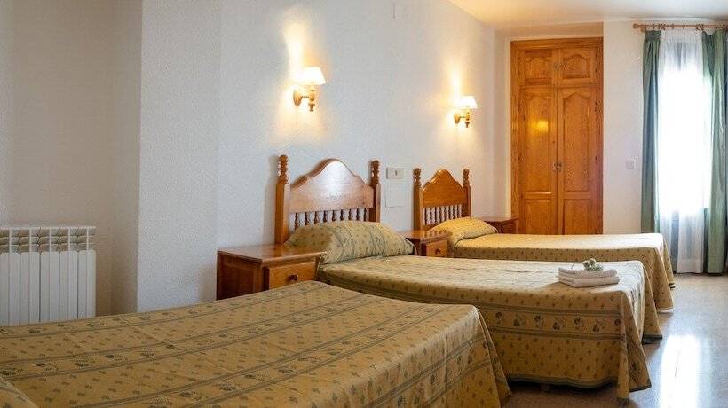 בית מלון כפרי Valmar