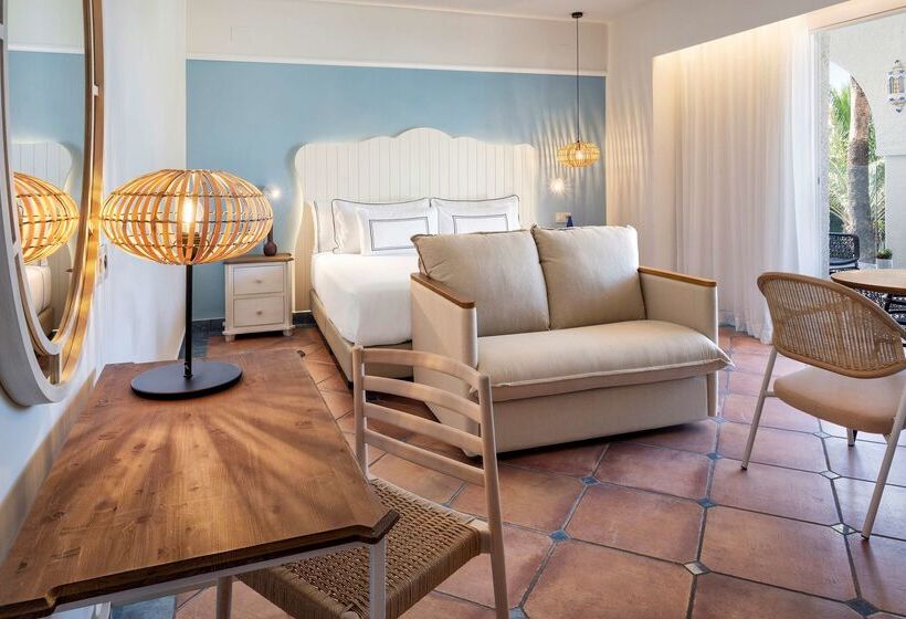 Отель Zahara Resorts & Villas