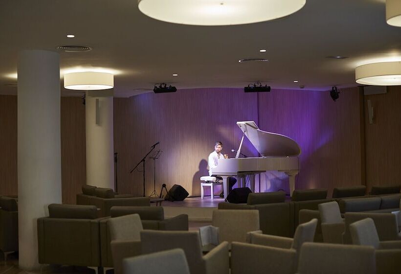 Insotel Tarida Beach Resort & Spa