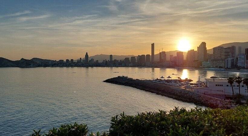 Karola   Fincas Arena