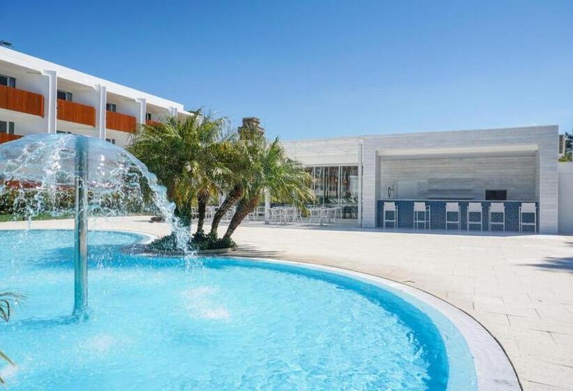 Malibu Foz Hotel   La Maison Younan