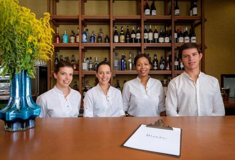 Malibu Foz Hotel   La Maison Younan