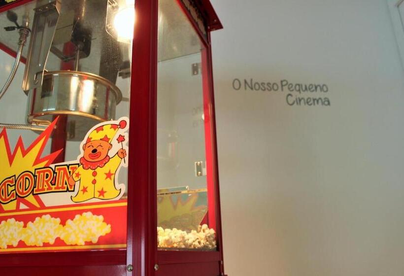 Malibu Foz Hotel   La Maison Younan