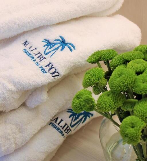 Malibu Foz Hotel   La Maison Younan