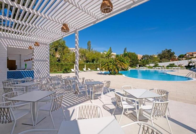 Malibu Foz Hotel   La Maison Younan