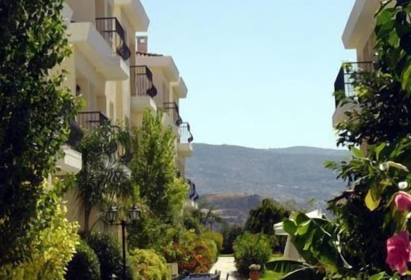 Nicki Holiday Resort