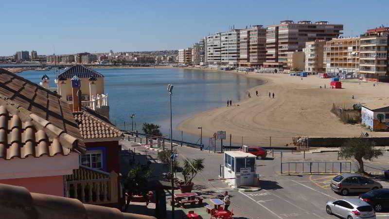 استراحتگاه Apartamentos Marina Internacional