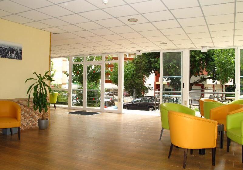 Apartamentos Vistamar