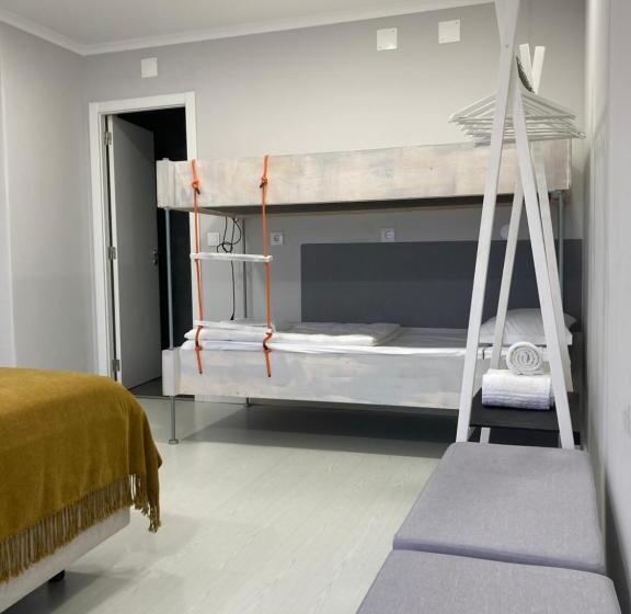 فندق صغير Bus Station Suites & Studios