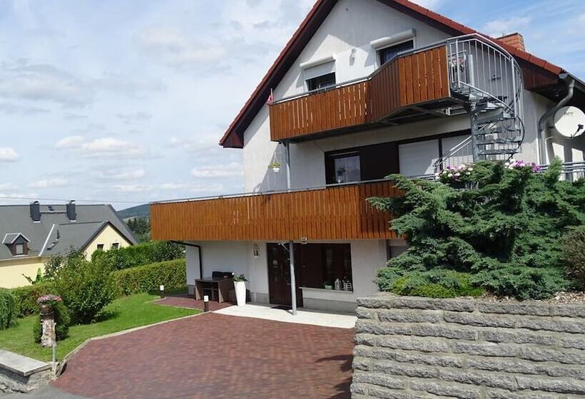 ユースホステル Gästezimmer & Ferienwohnung Berge