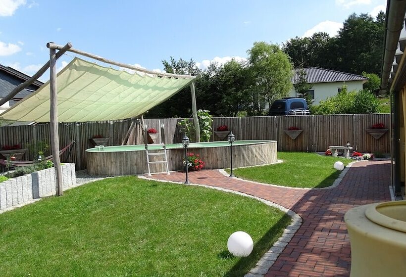 ユースホステル Gästezimmer & Ferienwohnung Berge