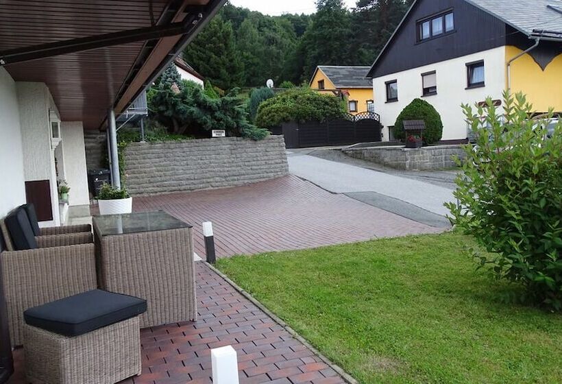 ユースホステル Gästezimmer & Ferienwohnung Berge