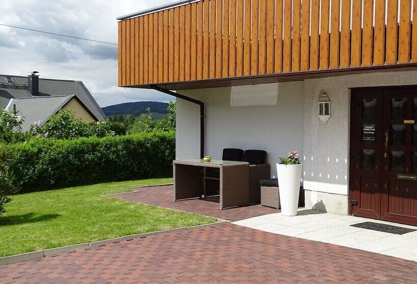 ユースホステル Gästezimmer & Ferienwohnung Berge