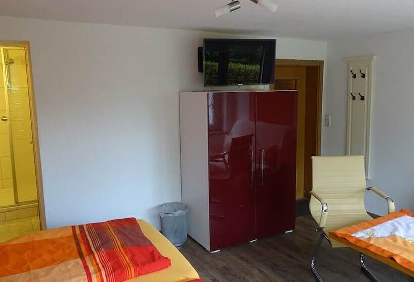 ユースホステル Gästezimmer & Ferienwohnung Berge