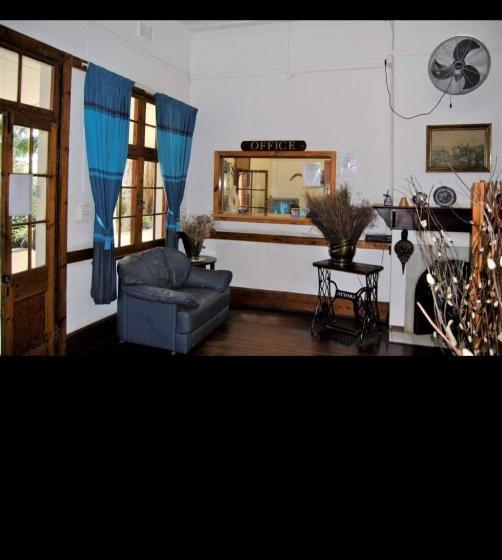 مبيت وإفطار Carsdale Country Lodge