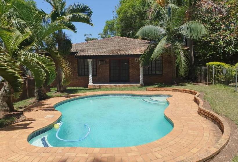 مبيت وإفطار Carsdale Country Lodge