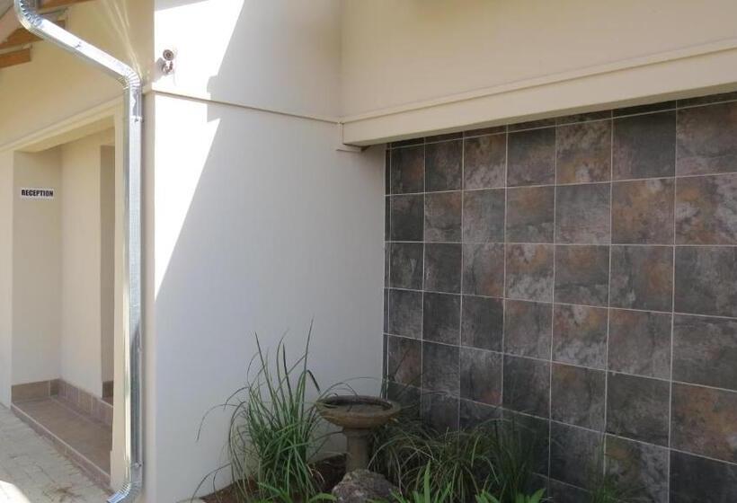 צימר Villa Strada Guesthouse