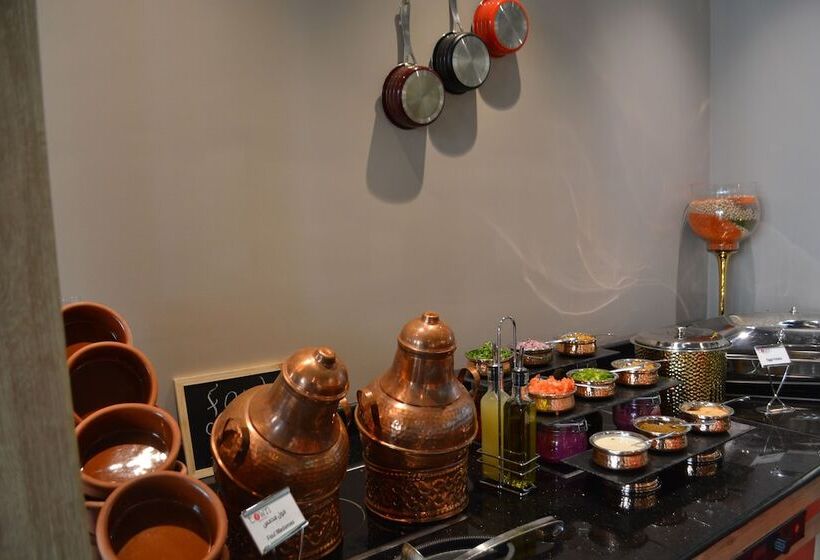 酒店 Adagio Jeddah City Center