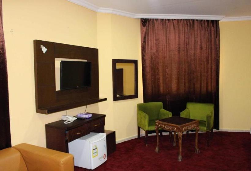 בית מלון כפרי Artal Taibah