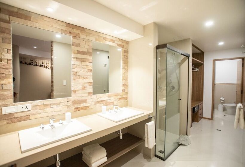 هتل Boutique Rosario Sur