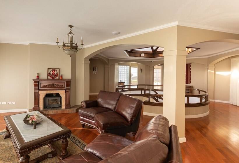 هتل Boutique Rosario Sur