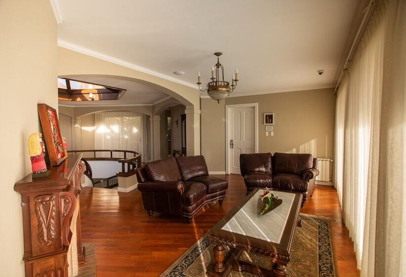 هتل Boutique Rosario Sur