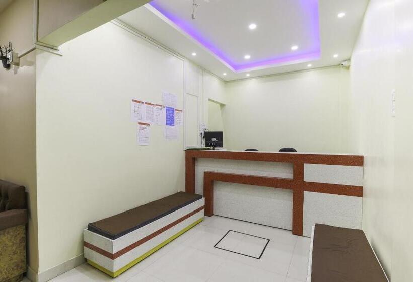 Collection O Hotel Kaku