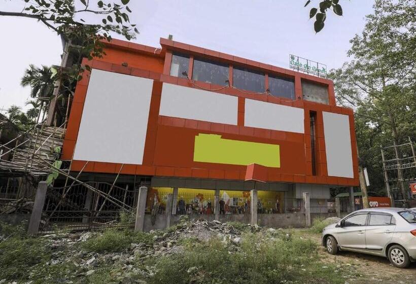 Collection O Hotel Kaku