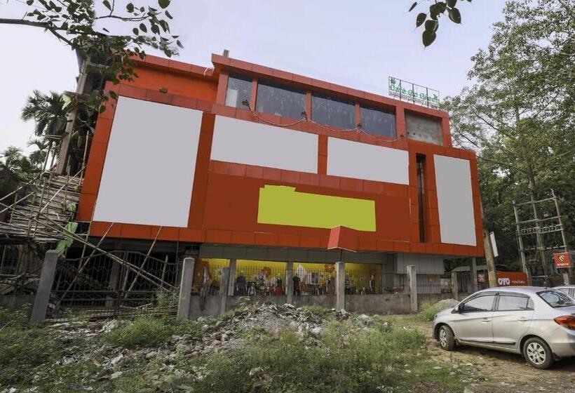 Collection O Hotel Kaku