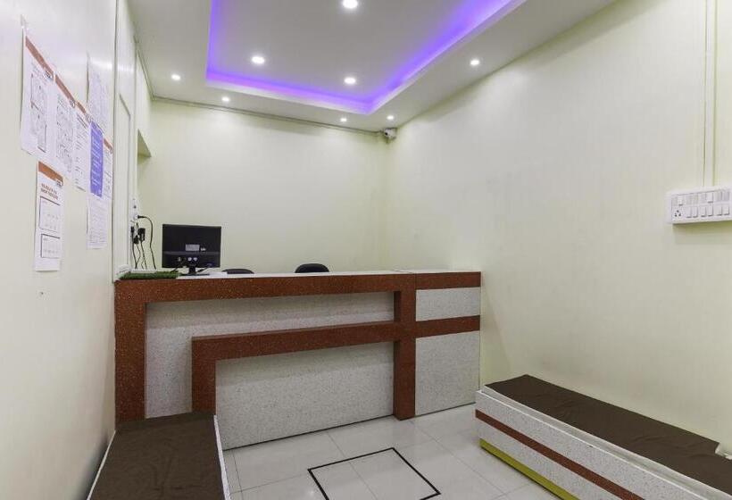 Collection O Hotel Kaku