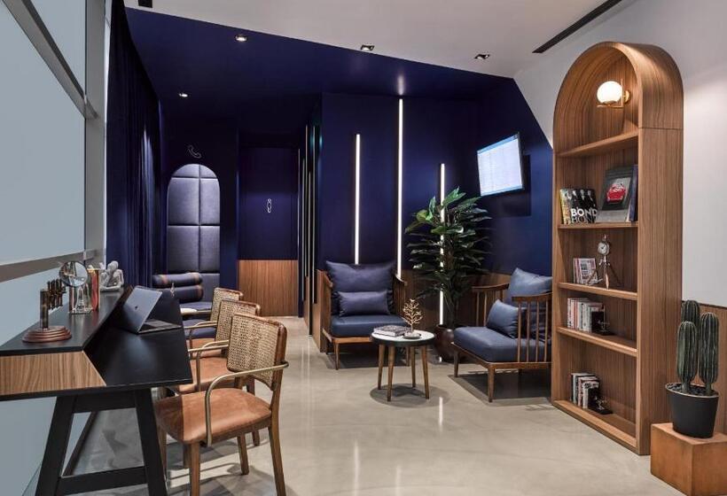 カプセルホテル Kepler Club Sabiha Gökçen Airport International Transit Area