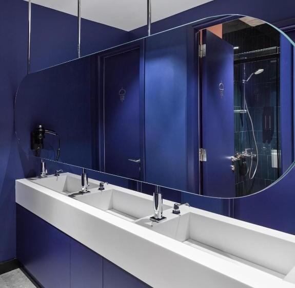 カプセルホテル Kepler Club Sabiha Gökçen Airport International Transit Area