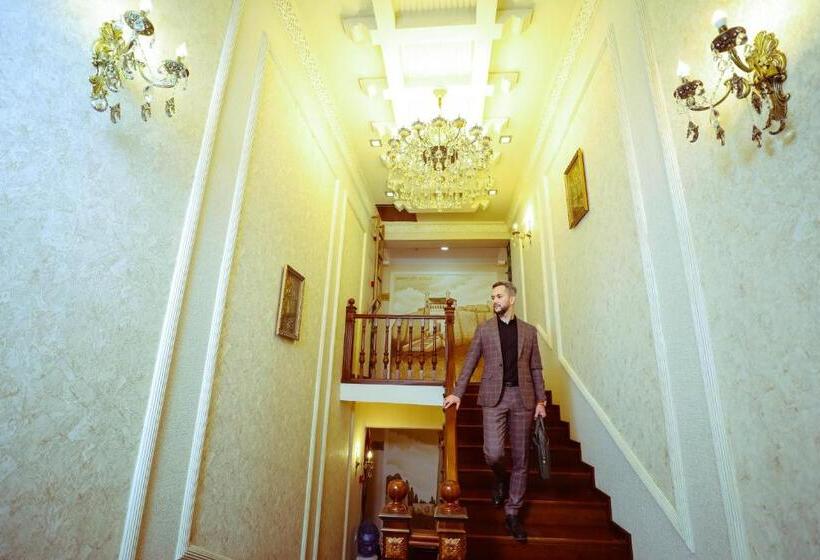 فندق Dendi Plaza