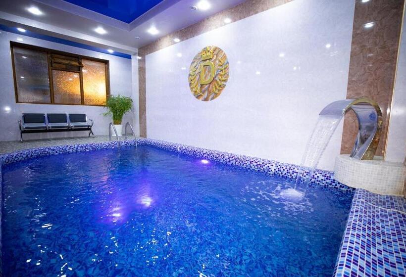 בית מלון כפרי Dendi Plaza