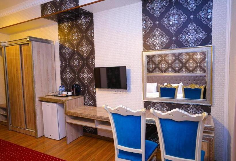 בית מלון כפרי Dendi Plaza