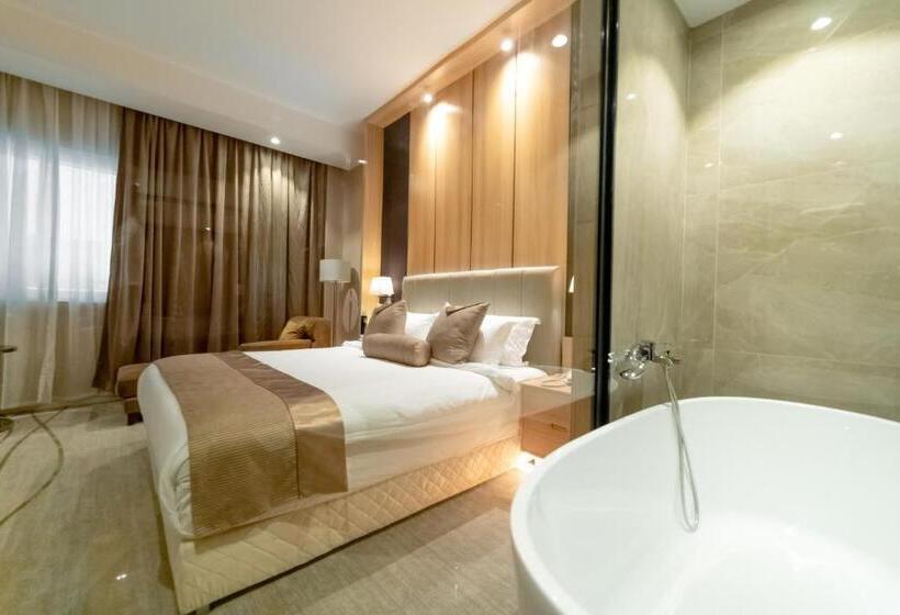 هتل Diamond Prishtina